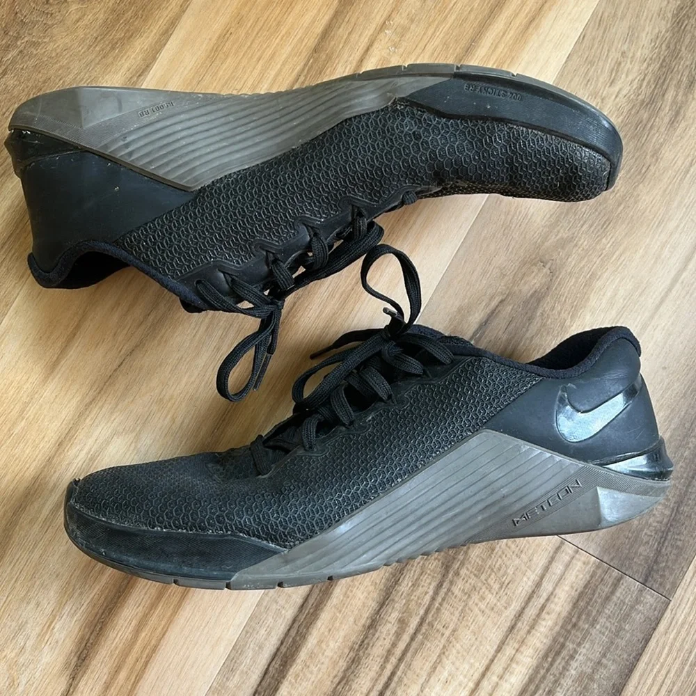 Nike Metcon 5 Men’s 10.5 Black‎ Grey